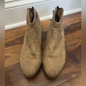 Tan boots with small heel